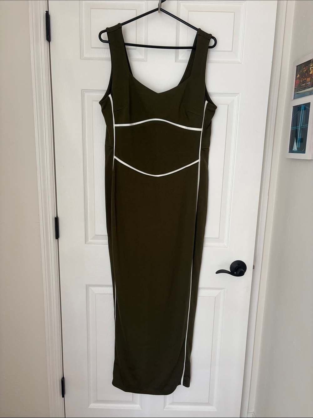 Olive Green Sleeveless Sheath Dress with Contrast Piping